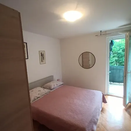 Apartman Kuvacic Apartment *